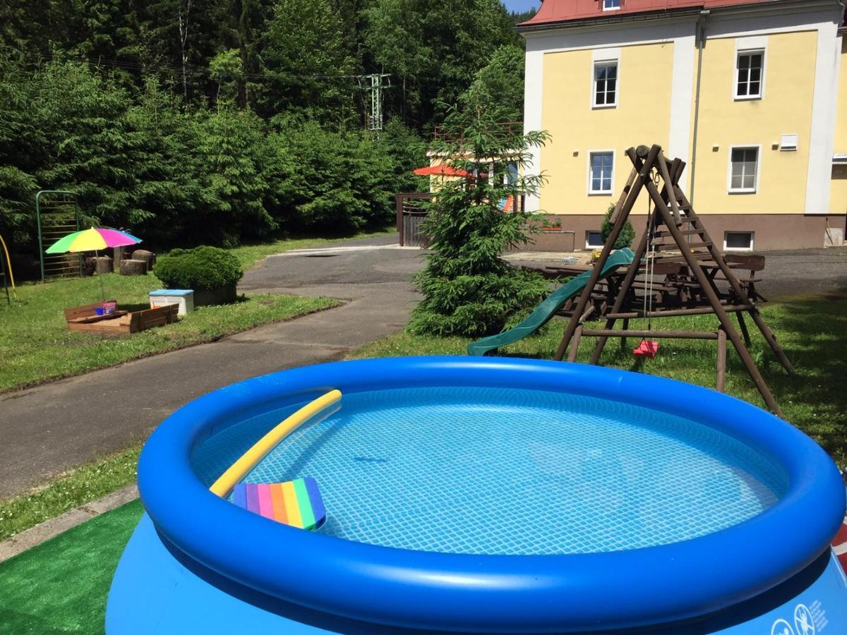 Horska Chata Pod Lanovkou Jáchymov Buitenkant foto