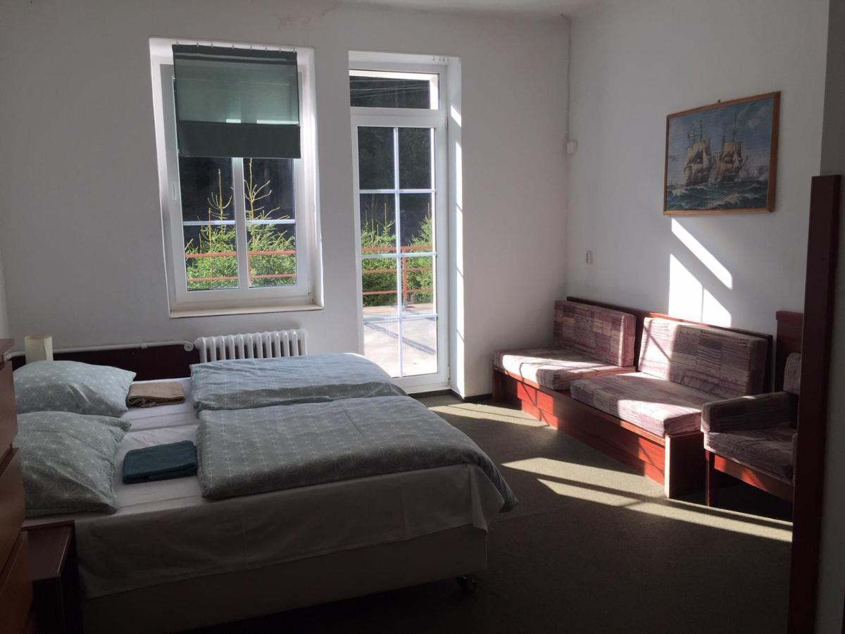 Horska Chata Pod Lanovkou Jáchymov Buitenkant foto